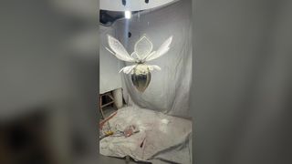 Marmurowa półkula kinkietowa matowa dekoracja z koralików Hotel Villa restauracja tło Luminous Waterme