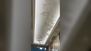 Nowoczesna luksusowa lampa wisząca LED salon oświetlenie Led do pokoju dekoracyjne żyrandole lampa wisząca prosty motyl powiesić