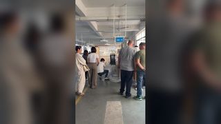 Luksusowy kryształowy żyrandol na schody