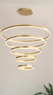Światło z kręgów LED z złotymi powłokami aluminiowymi 5 pierścieniami