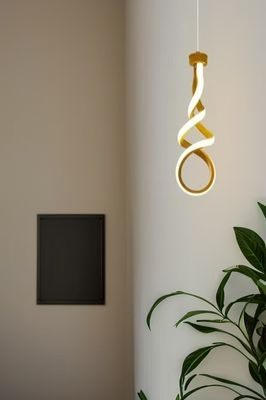 Nowoczesny LED skręcony żyrandol aluminiowy stymulujący się kuchnia jadalnia pojedyncza lampka wisząca aluminium i silikon złoty żyrandol LED